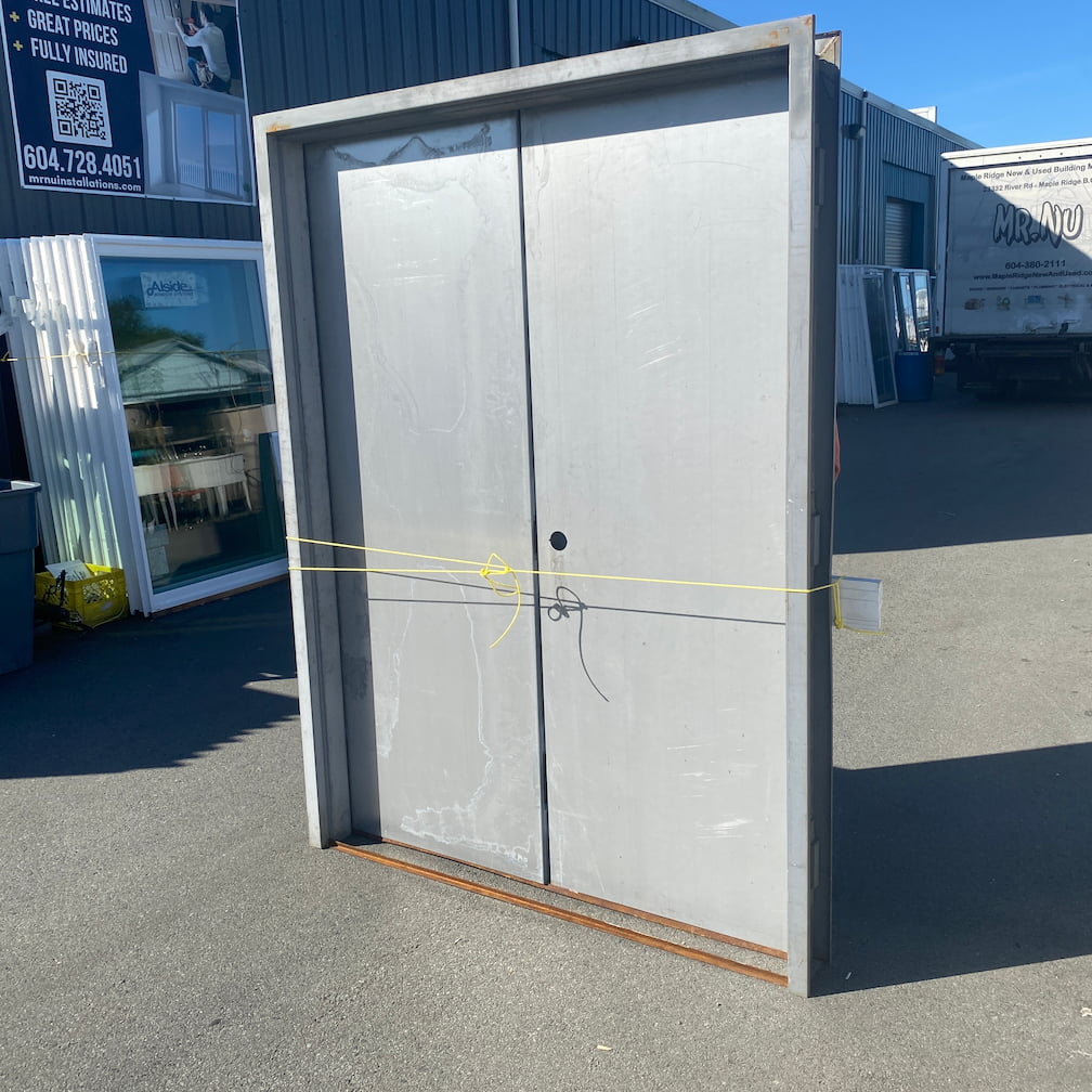 Double commercial doors available at MRNU