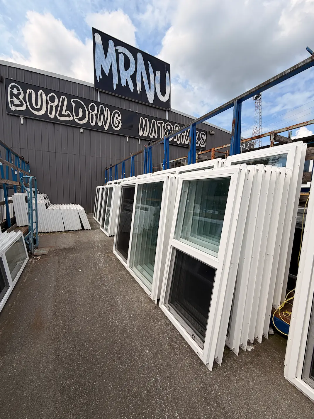 Exterior of Maple Ridge New and Used Building Materials