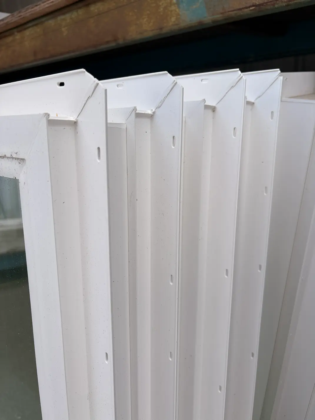 Selection of new vinyl windows at MRNU