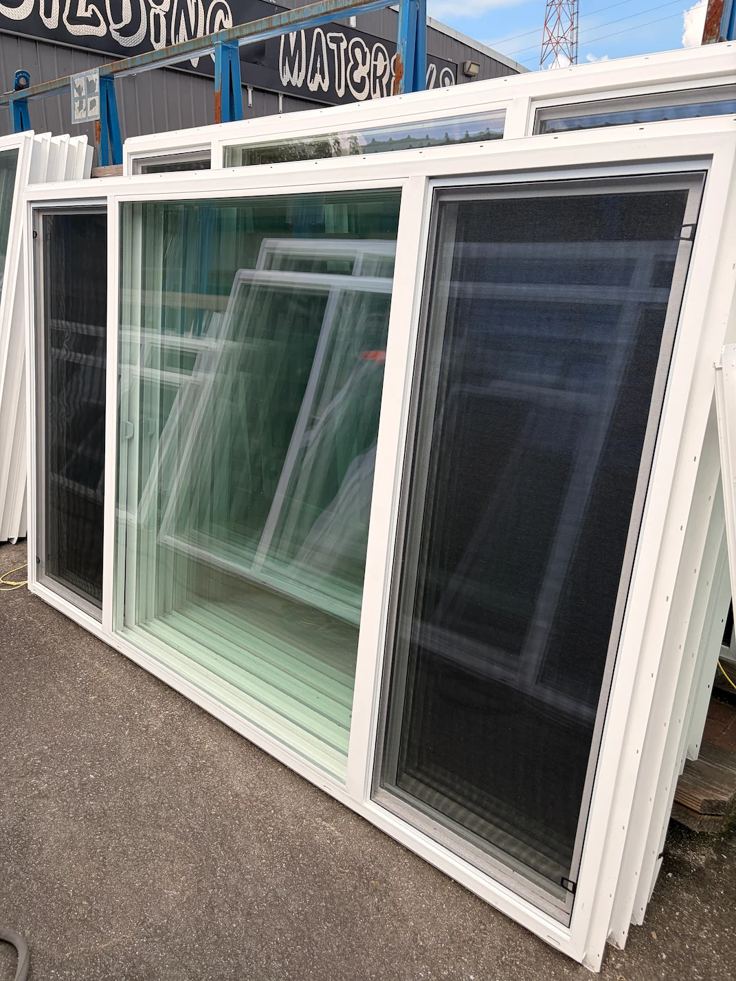 New residential window available at MRNU